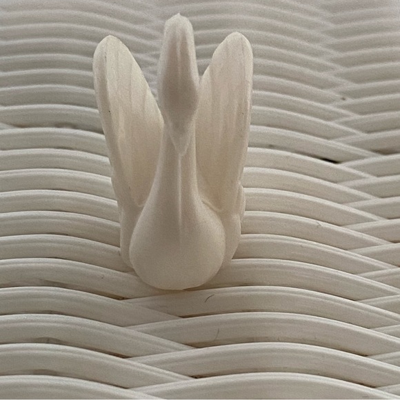 Set of 25 Off White Miniature Swan Decorations, Weddings, Party Supplies NWOT - Picture 6 of 17